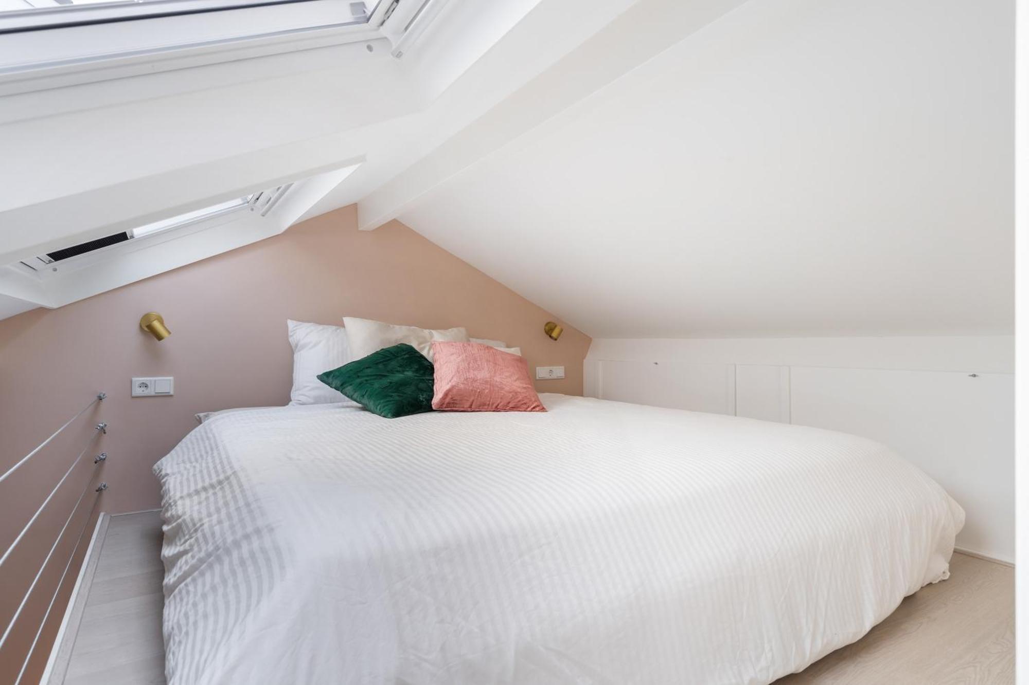 Luxury Fully Equipped Studio - Centrally Located Apartment Хуизен Екстериор снимка